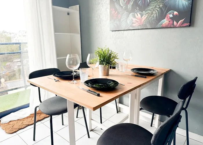 Апартаменты Le Balcon Brestois *